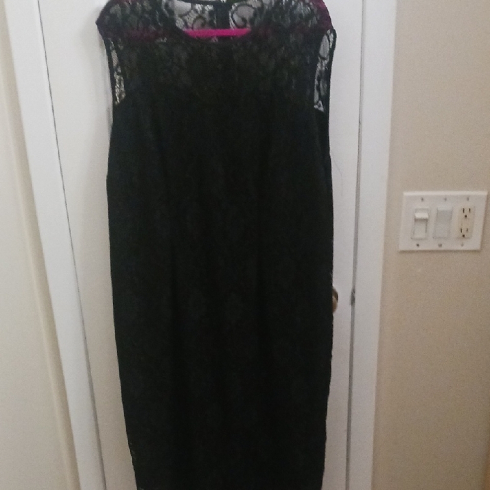 Vogue Black Lace Long Sleeve Dress